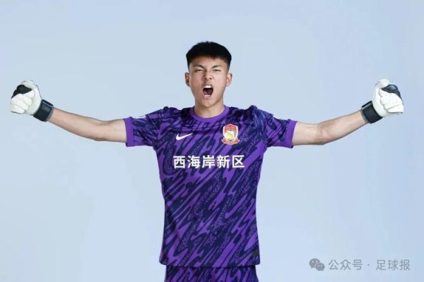 开云下载app 中超首阶段本土最佳阵：前场新星抢眼，中场仍需老将支撑