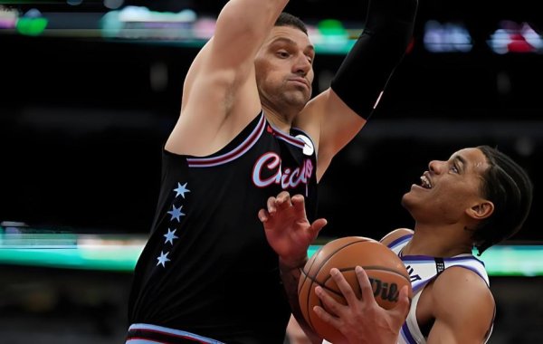 开云下载app 武切维奇35+7+5上篮准绝杀 公牛主场险胜爵士